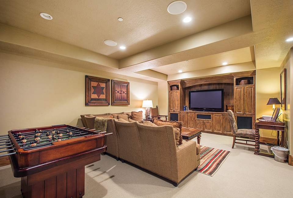 Quintess Collection - Whitetail Lodge - Park City, Utah