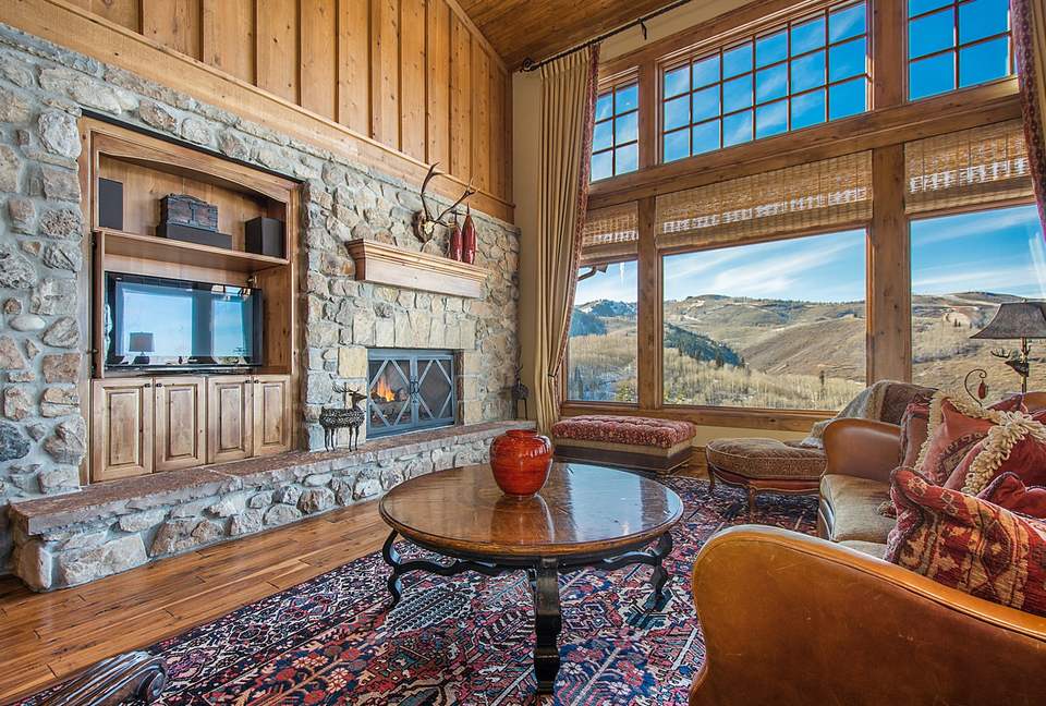 Quintess Collection - Whitetail Lodge - Park City, Utah