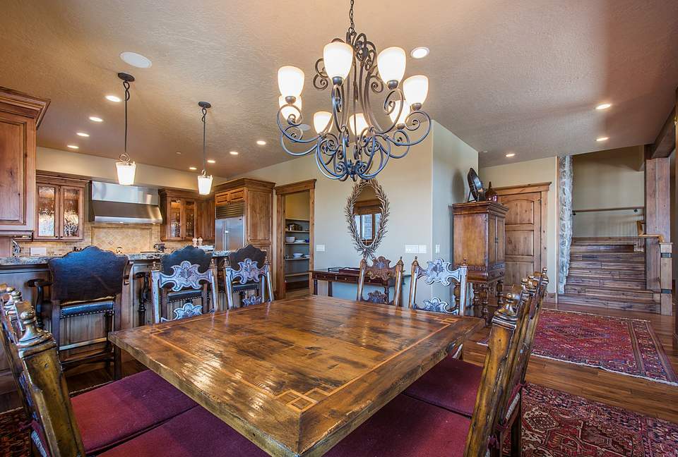 Quintess Collection - Whitetail Lodge - Park City, Utah