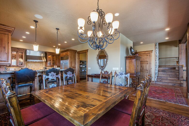 Quintess Collection - Whitetail Lodge - Park City, Utah