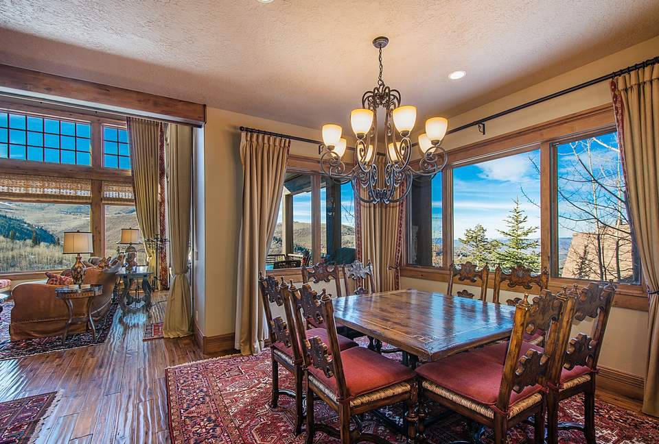 Quintess Collection - Whitetail Lodge - Park City, Utah