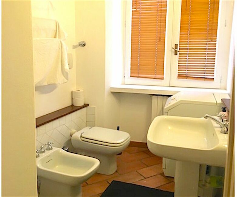 Spacious Apartment in Trendy Navigli District - Milan, Italy