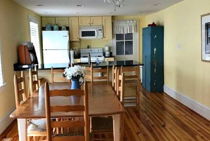 The Beach Hive - Ocean City, Maryland