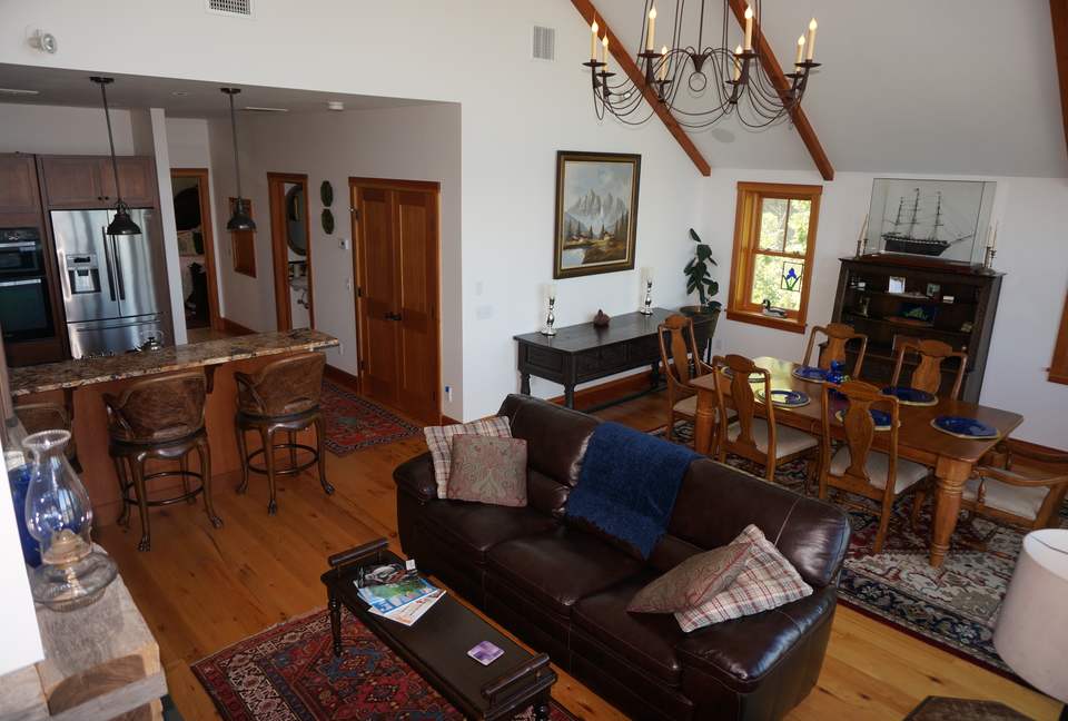 Martha's Vineyard Waterfront Sunsets - Oak Bluffs, Massachusetts