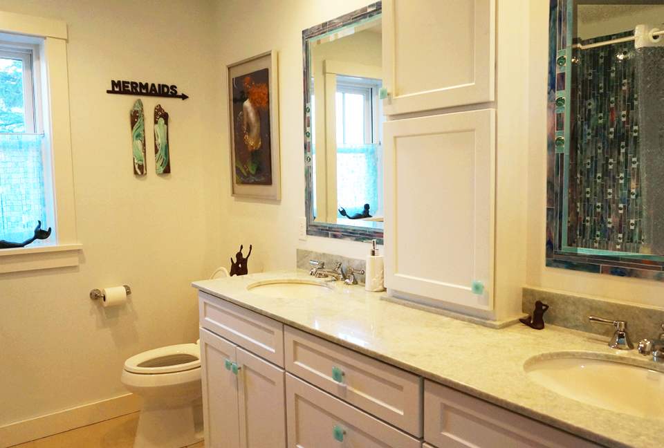 Martha's Vineyard Waterfront Sunsets - Oak Bluffs, Massachusetts