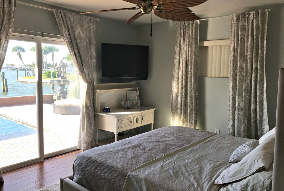 Sun Glow - St Pete Beach, Florida