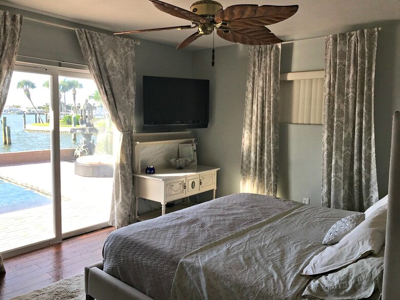 Sun Glow - St Pete Beach, Florida