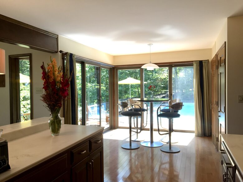 Classic Hudson Riverfront Home and Pool - Highland, New York