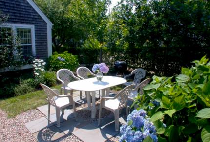 Honeysuckle Cottage Property - 4 Bedrooms plus 2 Lofts - Just Blocks to Center of Town! - Nantucket, Massachusetts