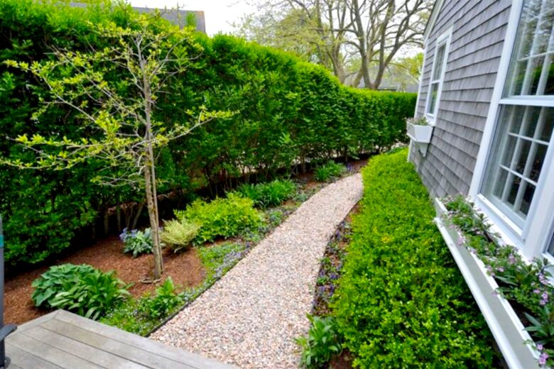 Honeysuckle Cottage Property - 4 Bedrooms plus 2 Lofts - Just Blocks to Center of Town! - Nantucket, Massachusetts