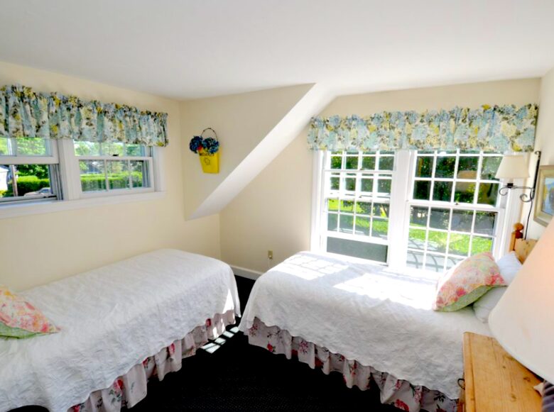 Honeysuckle Cottage Property - 4 Bedrooms plus 2 Lofts - Just Blocks to Center of Town! - Nantucket, Massachusetts