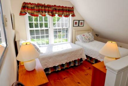 Honeysuckle Cottage Property - 4 Bedrooms plus 2 Lofts - Just Blocks to Center of Town! - Nantucket, Massachusetts