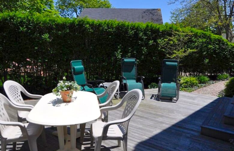 Honeysuckle Cottage Property - 4 Bedrooms plus 2 Lofts - Just Blocks to Center of Town! - Nantucket, Massachusetts