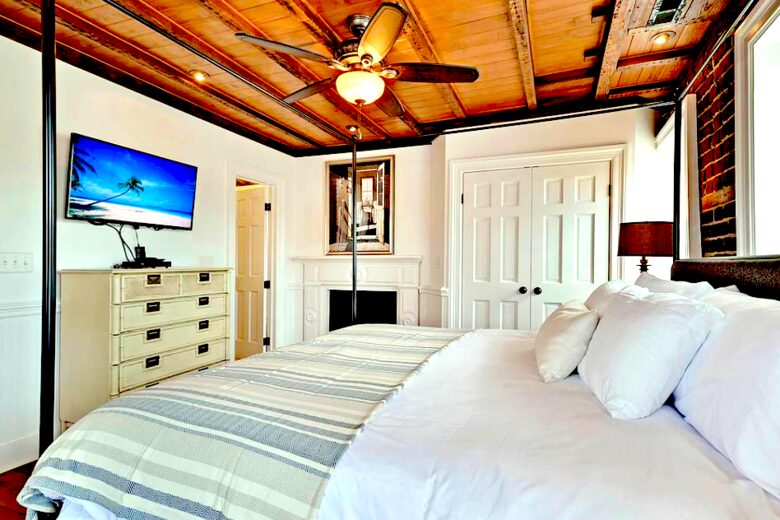 Charleston Elegance - Charleston, South Carolina