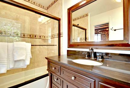 Charleston Elegance - Charleston, South Carolina