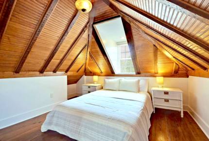 Charleston Elegance - Charleston, South Carolina