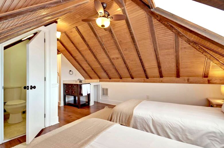 Charleston Elegance - Charleston, South Carolina