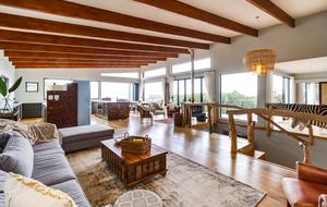 Anastasis Villa - Capetown, South Africa