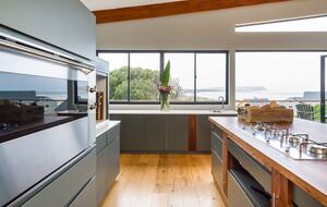 Anastasis Villa - Capetown, South Africa