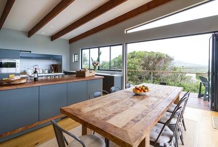 Anastasis Villa - Capetown, South Africa