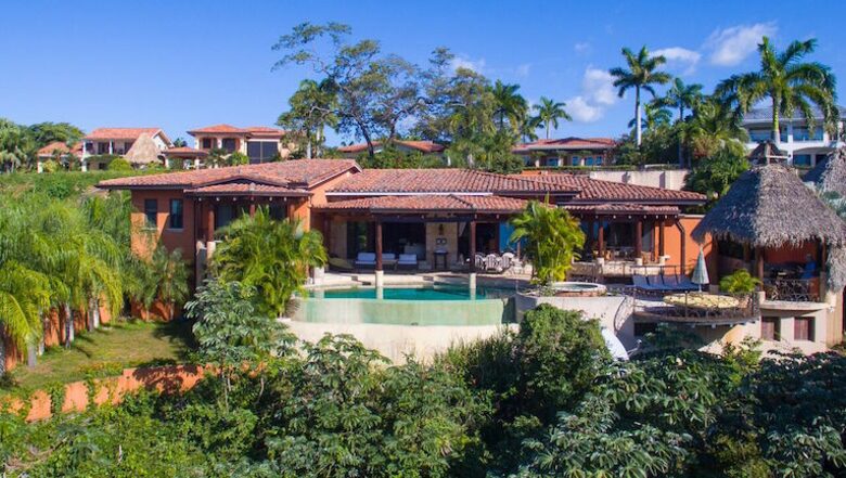 Villa Durazno - Playa Panama, Costa Rica