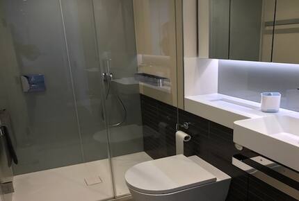 Battersea Power Station Premium Apartment - London, United Kingdom