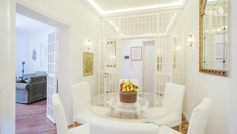 Via della Pelliccia - Rome - Trastevere, Italy