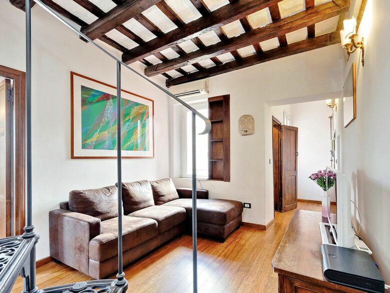 Via Garibaldi - Rome - Trastevere, Italy