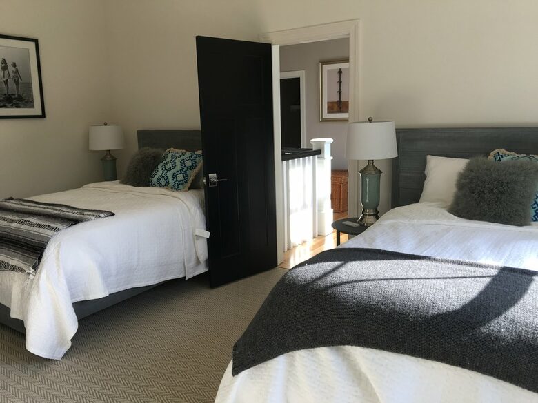 Thompson Court - Rehoboth Beach, Delaware