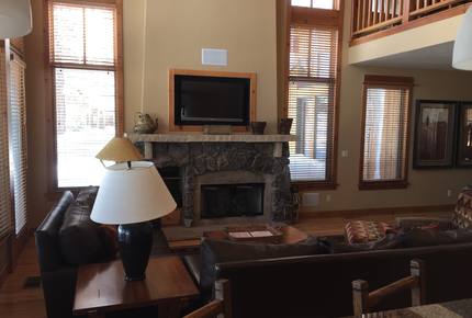 Premium Old Greenwood Home on Jack Nicklaus Golf Course -- Perfect for Ski and Summer! - Truckee, California