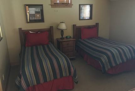 Premium Old Greenwood Home on Jack Nicklaus Golf Course -- Perfect for Ski and Summer! - Truckee, California