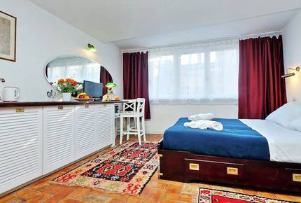 Via de' Ciancaleoni - Rome, Italy