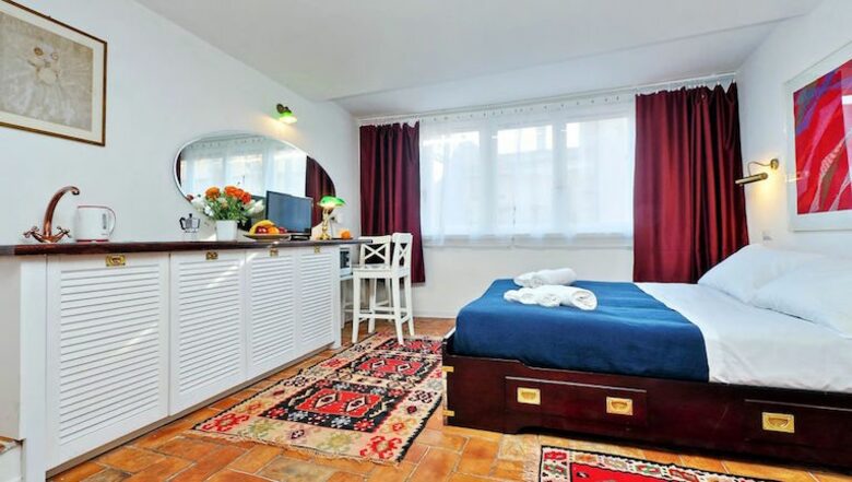 Via de' Ciancaleoni - Rome, Italy