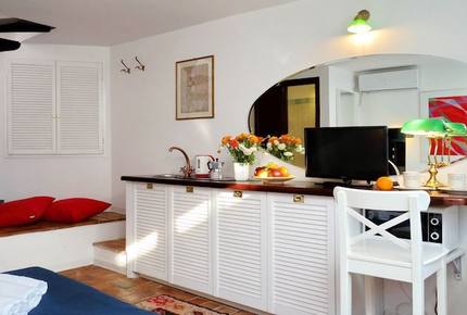 Via de' Ciancaleoni - Rome, Italy