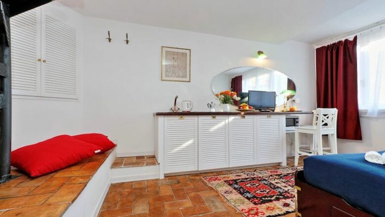 Via de' Ciancaleoni - Rome, Italy