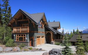 Kicking Horse Mountain Chalet - Golden, Canada