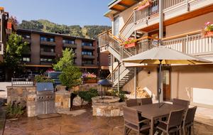 Chateau Aspen (In the Heart of Aspen Core) - Aspen, Colorado