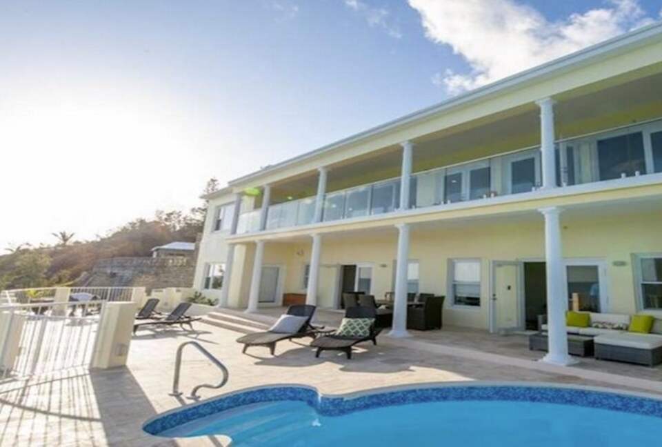 The Cliff - Southampton, Bermuda