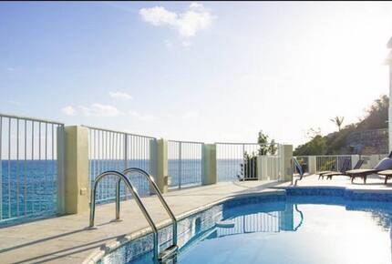 The Cliff - Southampton, Bermuda