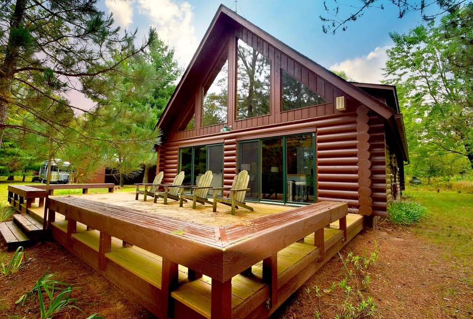 Lake Little Bear Log Home - Webb Lake, Wisconsin