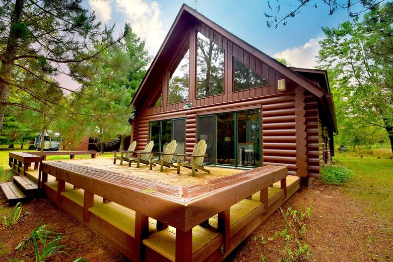 Lake Little Bear Log Home - Webb Lake, Wisconsin