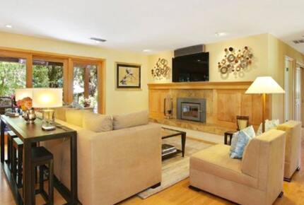 Breathtaking Wine Country Estate - Healdsburg, California