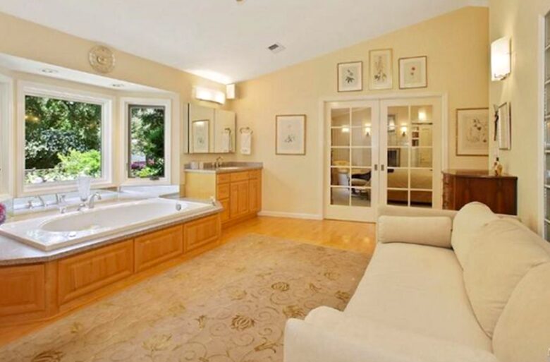 Breathtaking Wine Country Estate - Healdsburg, California