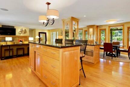 Breathtaking Wine Country Estate - Healdsburg, California