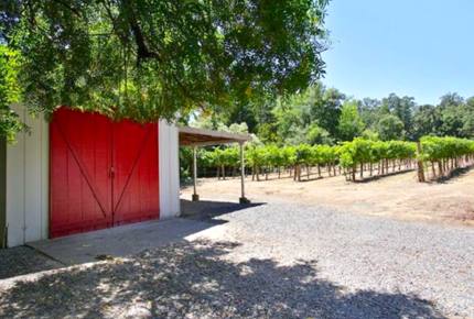 Breathtaking Wine Country Estate - Healdsburg, California