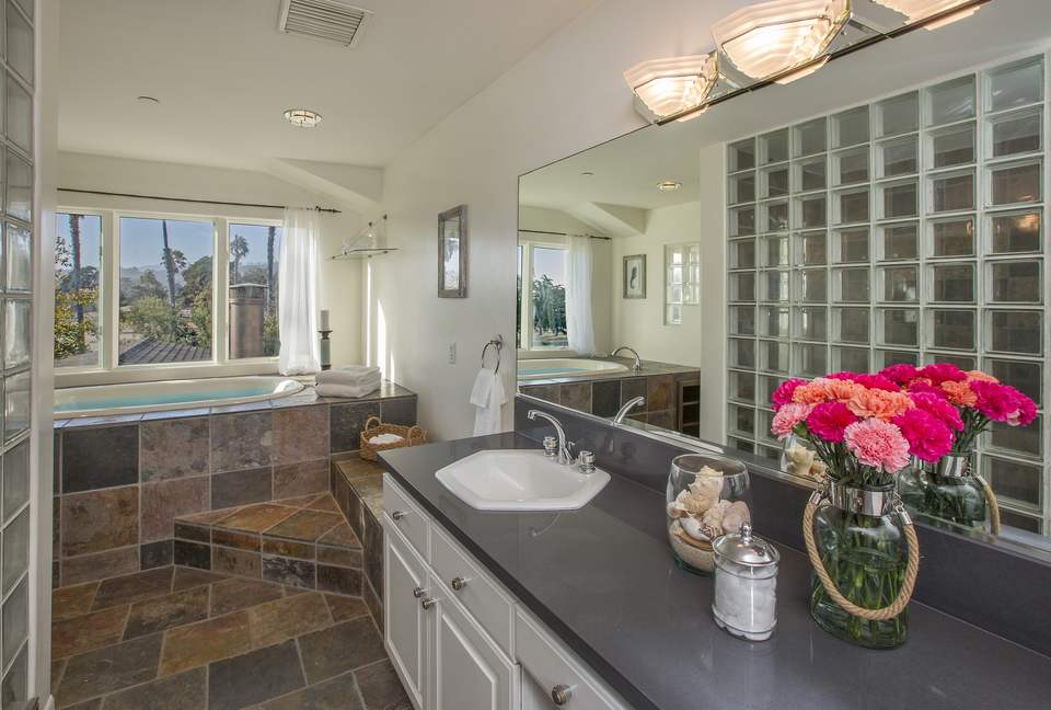 Ventura Luxury Family Beach Villa - Ventura, California