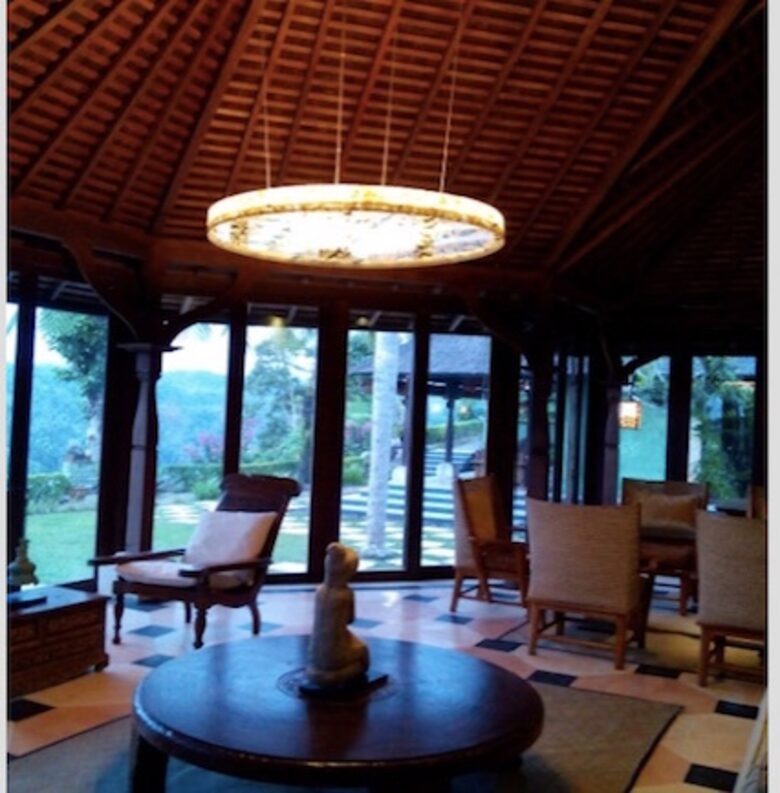 Extraordinary Escape with Head-turning Style - Bali, Indonesia