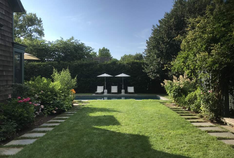 Charming Victorian Sag Harbor Residence - Sag Harbor, New York