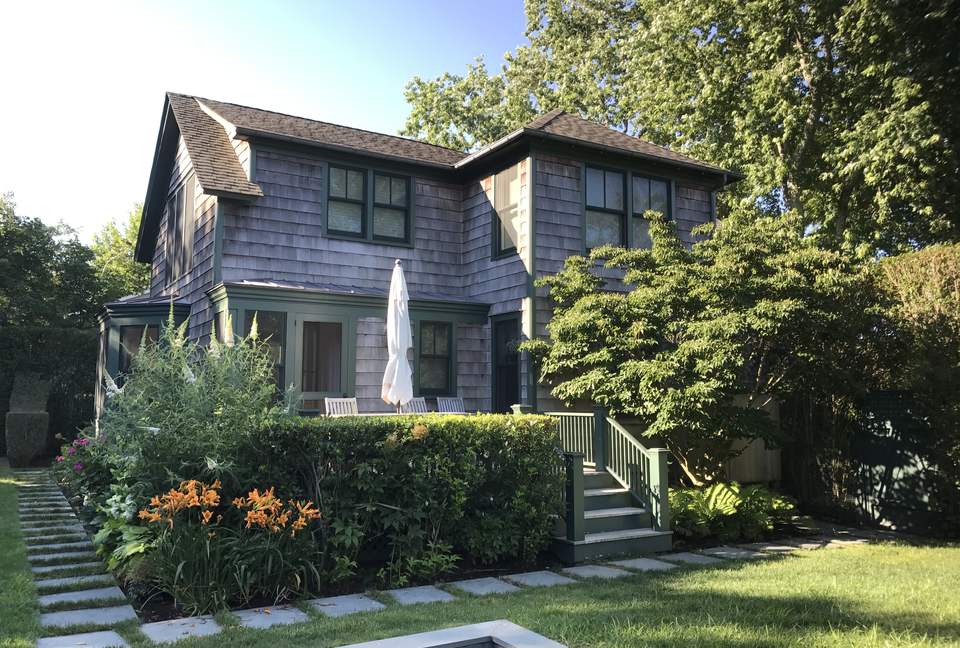 Charming Victorian Sag Harbor Residence - Sag Harbor, New York