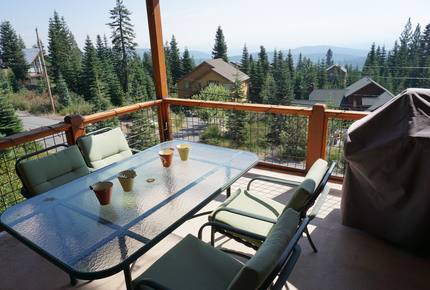 Truckee Moose Manor - Truckee, California